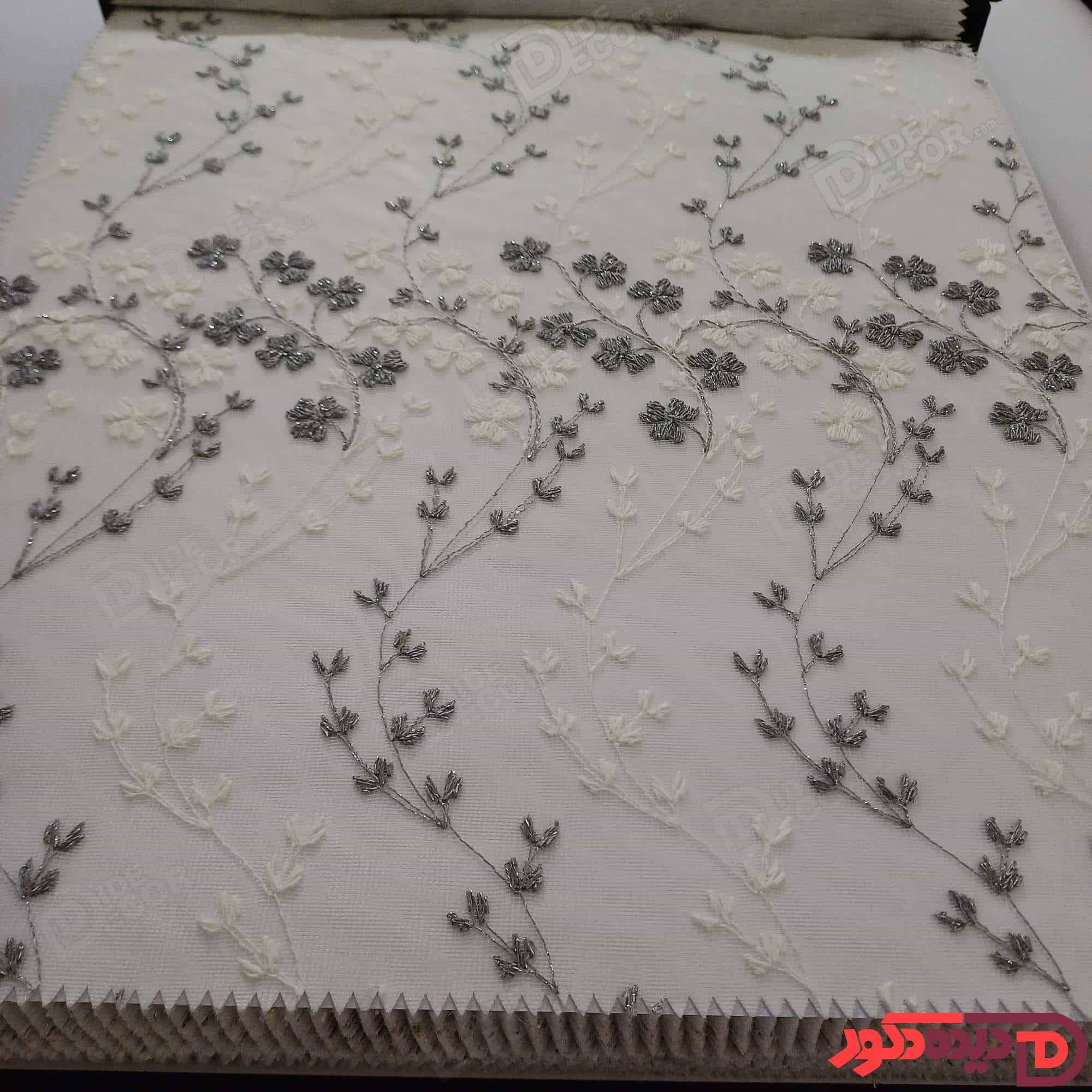پرده شب و روز گل‌دوزی برجسته طوسی سفید کد GL2B