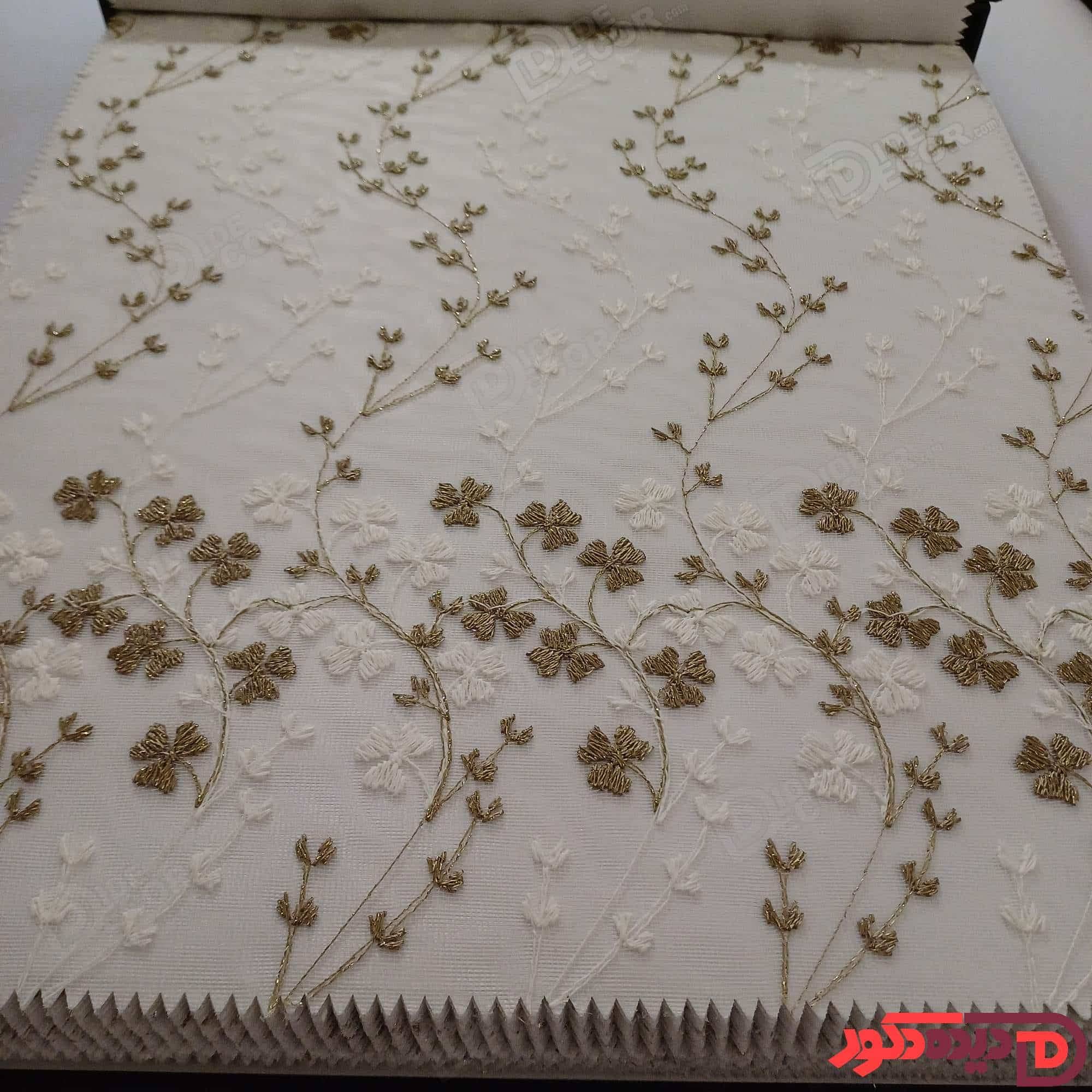 پرده شب و روز گل‌دوزی برجسته طلایی سفید کد GL2C