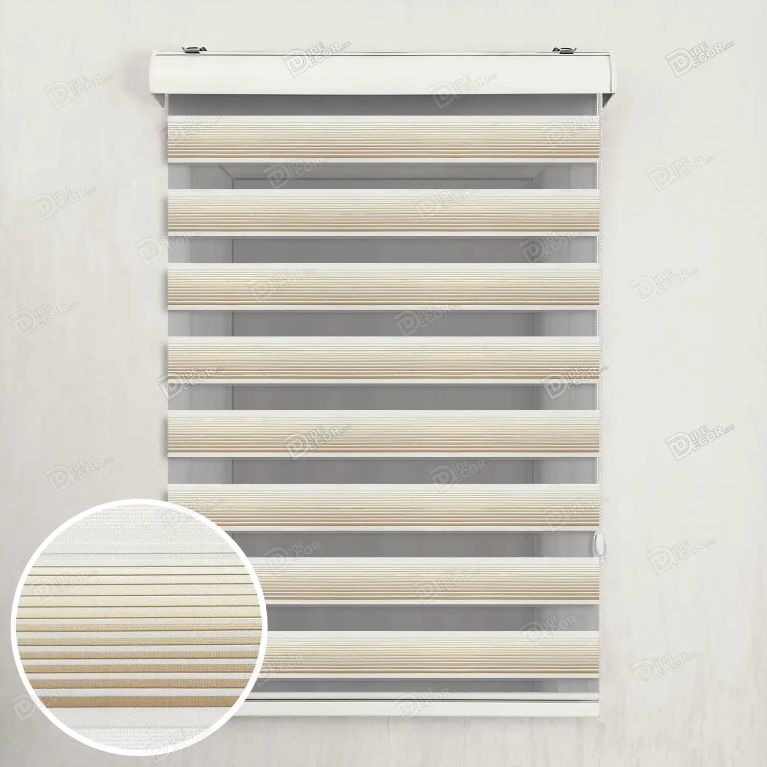 پرده زبرا کد T2428، پرده زبرا پلیسه لمه‌دار با پلیسه‌هایی به رنگ کرم تیره و روشن، مناسب برای دکوراسیون منزل و محیط کار.