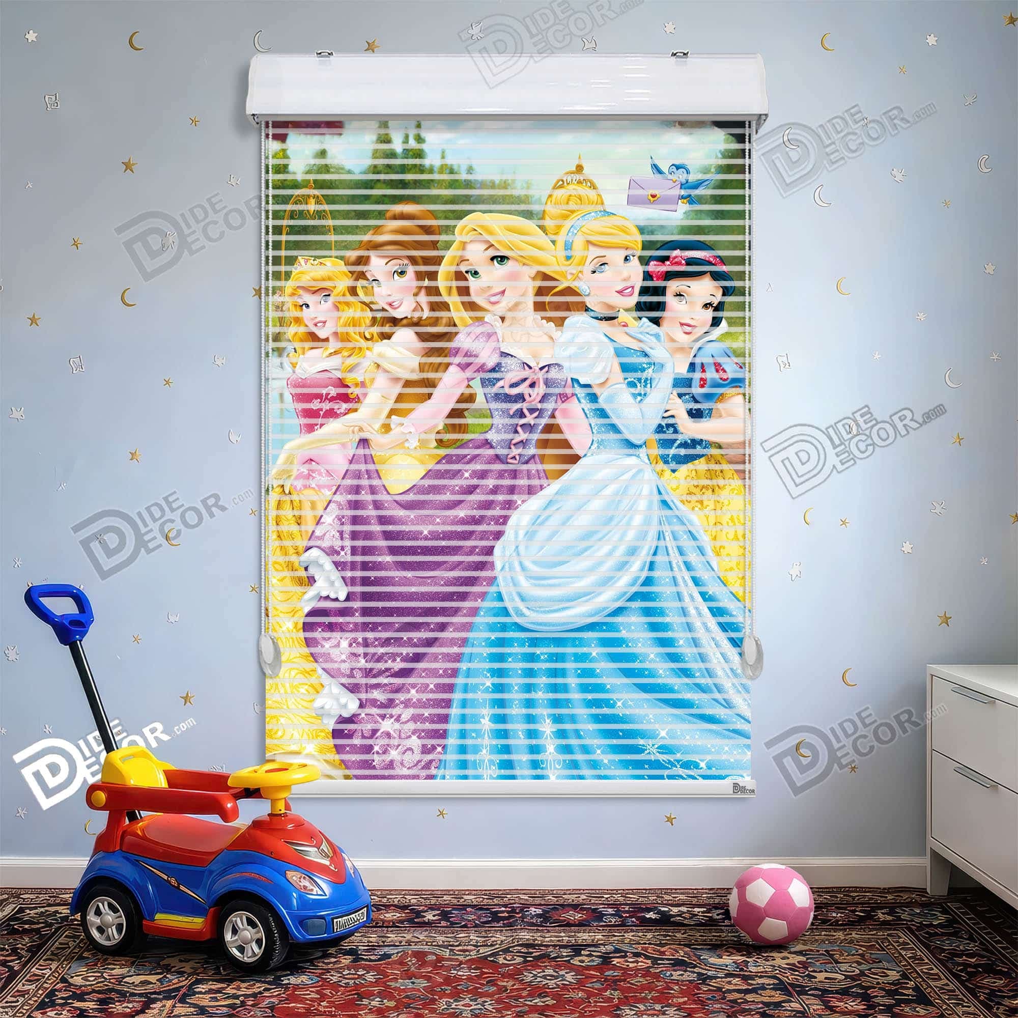 پرده زبرا دومکانیزم طرح کودک کد kd-110 - دستگیره قرمز عروسک سفید و دیوار خاکستری.