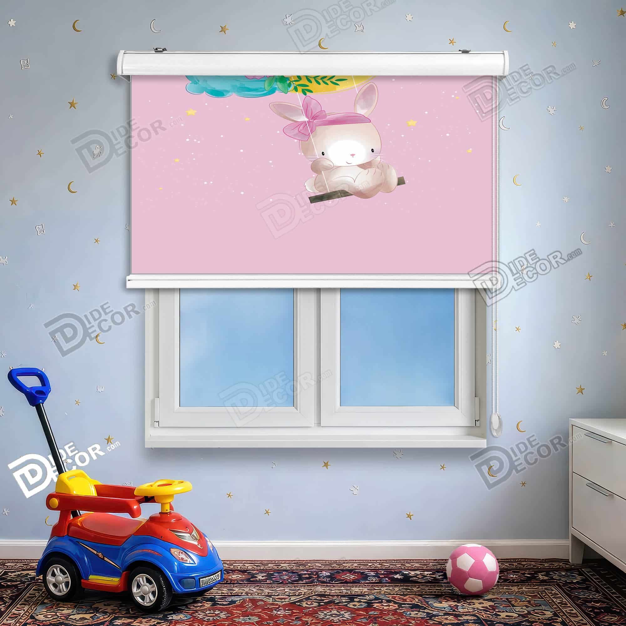 پرده شید طرح کودک کد sk-145 - خرگوش کارتونی با پاپیون روی شاخه برگ با رنگ صورتی و سفید.