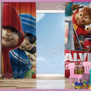 پرده پانچ کودک کد K-30 با تصویری از انیمیشن کارتونی آلوین و سنجاب ها Alvin and the Chipmunks با لباس قرمز می باشد