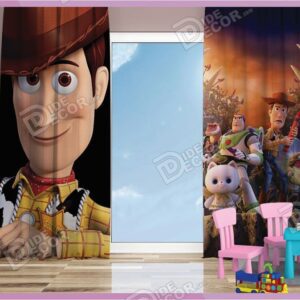 پرده پانچ کودک کد K-31 با تصویر انیمیشن کارتونی قصه اسباب بازیها بوده و جهت اتاق خواب پسرانه و دخترانه به فروش می رسد.