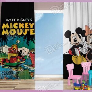 پرده پانچ کودک کد K-53 با تصویر انیمیشن کارتونی میکی موس mickey mouse از والت دیزنی بوده و مناسب اطاق خواب پسرانه و دختر بچه