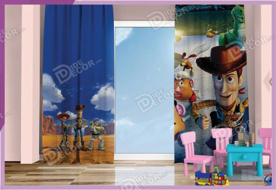 پرده پانچ کودک کد K-67 دارای تصویر کلانتر و سیب زمینی و Buzz در انیمیشن کارتون داستان اسباب بازی ها Toy Story است