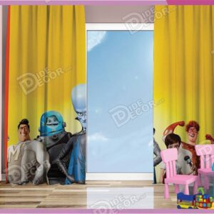 پرده پانچ کودک کد K-69 به رنگ زرد و با تصویری از انیمیشن کارتونی سوپر قهرمان بوده این مدل مناسب اتاق خواب دختر بچه و کودک پسر
