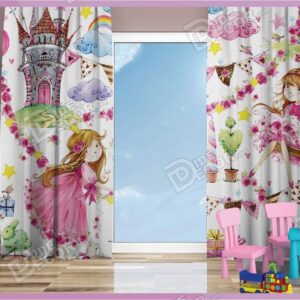 پرده پانچ کودک کد K-88 با طرح مناسب اتاق دخترانه از پرنسس خانمی با لباس و گل های رز صورتی و کاخ سنگی جادویی می باشد