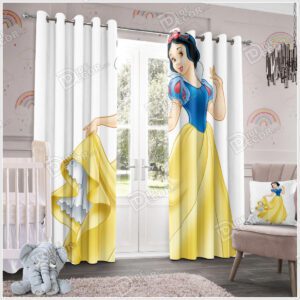 پرده پانچ کودک کد PKP-15 کارتونی با طرح انیمیشن سفید برفی به رنگ سفید بوده و برای اتاق خواب دختر بچه و نوزاد مناسب