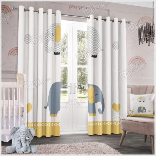 پرده پانچ کودک کد PKP-30 با طرح فیل های آبی و چهارخونه ای و به رنگ پارچه سفید و زرد بوده و مناسب اتاق خواب پسر و دختر بچه