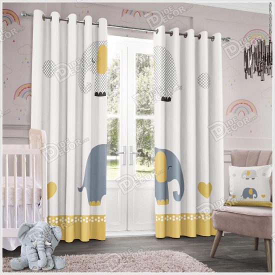 پرده پانچ کودک کد PKP-30 با طرح فیل های آبی و چهارخونه ای و به رنگ پارچه سفید و زرد بوده و مناسب اتاق خواب پسر و دختر بچه