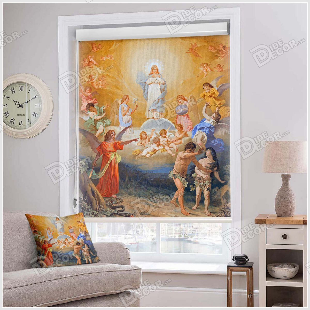 پرده شید نقاشی کد SCP-10 با تصویری از اثر هنری میکل آنژ بوده و شامل مریم مقدس و عیسی مسیح و آدم و هوا و فرشته هایی می باشد