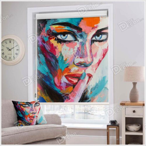 پرده شید نقاشی کد SSP-22 با تصویری طراحی شده از صورت دختر با رنگ های گوناگون بوده و برای اتاق دخترانه و محل کار بانوان مناسب است