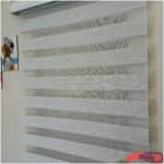 پرده زبرا ساده طوسی سفید لمه نقره ای کد B-2026-03