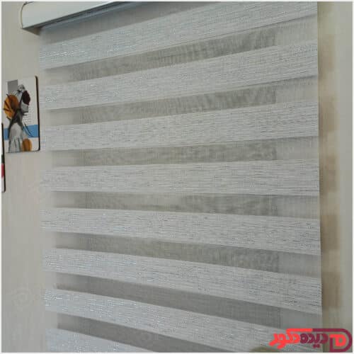 پرده زبرا ساده طوسی سفید لمه نقره ای کد B-2026-03