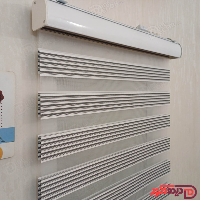 پرده زبرا خط دار دورنگ سفید سیاه راه راه کد B-2015-02