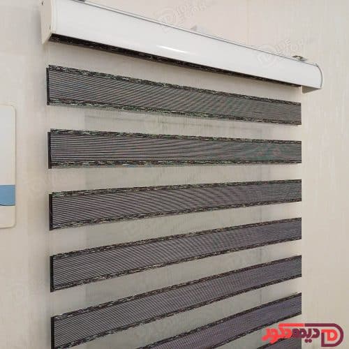 پرده زبرا ساده رنگ سیاه و طوسی و نخ نقره ای براق کد B-2016-07