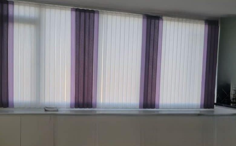 پرده ورتیکال ساده زنبوری طوسی سفید- پرده زبرا عمودی DK