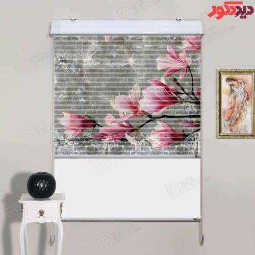 پرده زبرا دومکانیزم کد AZD-100 با زمینه سفید و طرح ساده و ظریف، مناسب برای اتاق خواب و پذیرایی.